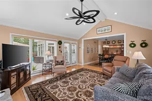23 Bopp Ln, Town and Country, MO 63131 - Photo 20