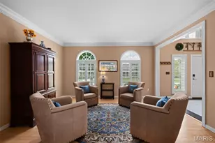 23 Bopp Ln, Town and Country, MO 63131 - Photo 8