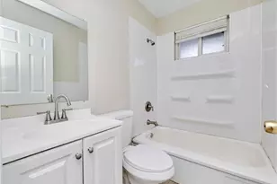 114 Monteith Cir, Saint Louis, MO 63137 - Photo 6