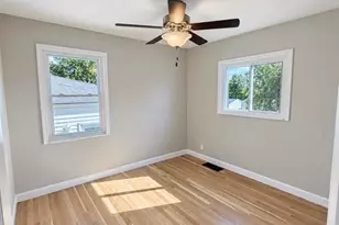4026 Melon Dr, Saint Louis, MO 63125 - Photo 12