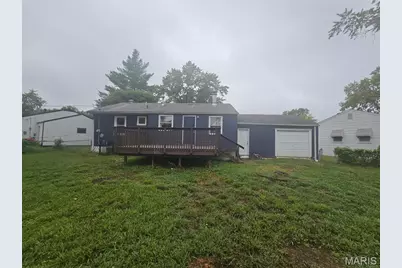 9360 Laramie Drive, Saint Louis, MO 63137 - Photo 2