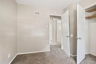 268 Elmdale Dr, Saint Louis, MO 63135 - Photo 12