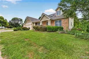 4016 Hartwick Ct, Florissant, MO 63034 - Photo 4