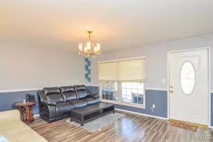 4044 Avery Ln, Saint Louis, MO 63044 - Photo 12