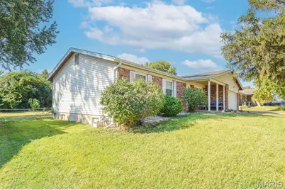 4044 Avery Lane, Saint Louis, MO 63044 - Photo 6