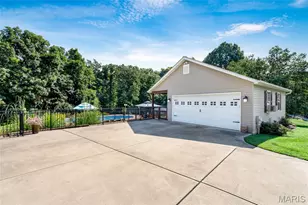 175 Southview Dr, Troy, MO 63379 - Photo 2