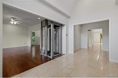 8333 Kingsbury Boulevard, Clayton, MO 63105 - Photo 4