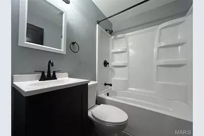6325 Everett Drive, Saint Louis, MO 63134 - Photo 8