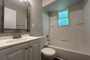 6023 Shillington Dr, Saint Louis, MO 63134 - Photo 8