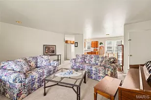 9104 Lemona Dr, Saint Louis, MO 63123 - Photo 4