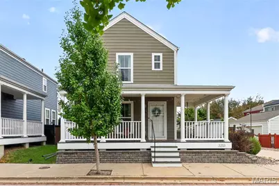 3213 Camp Street, Saint Charles, MO 63301 - Photo 1