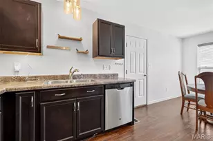 3213 Camp St, Saint Charles, MO 63301 - Photo 14