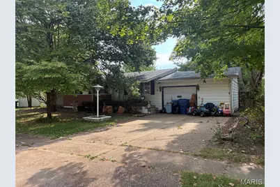 820 Campion Lane, Florissant, MO 63031 - Photo 1