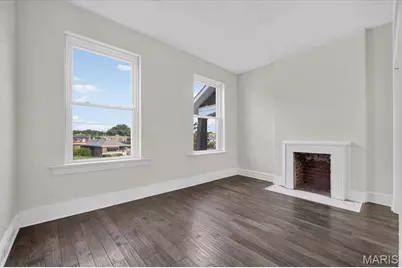 5216 Morganford Road, Saint Louis, MO 63116 - Photo 12