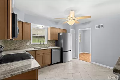 7304 Esterbrook Drive, Saint Louis, MO 63136 - Photo 6