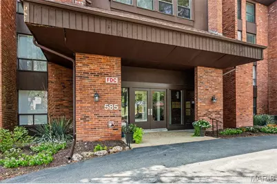 585 Coeur De Royale Drive #306, Creve Coeur, MO 63141 - Photo 2
