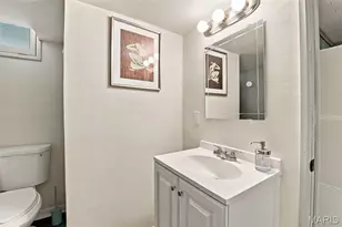 5651 Potomac St, Saint Louis, MO 63139 - Photo 12