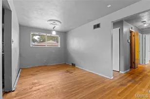 1805 Claudine Dr, Saint Louis, MO 63138 - Photo 10