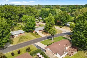 1805 Claudine Dr, Saint Louis, MO 63138 - Photo 30