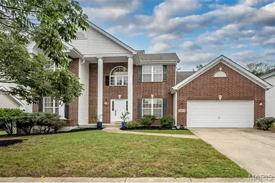 12010 Manhattan Place, Des Peres, MO 63131 - Photo 2