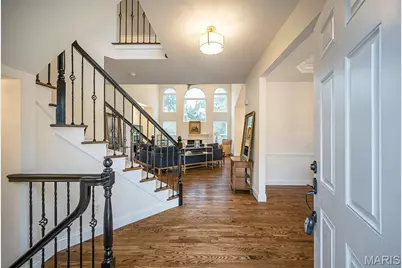 12010 Manhattan Place, Des Peres, MO 63131 - Photo 4