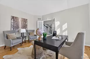 821 N Spoede Rd, Creve Coeur, MO 63141 - Photo 12