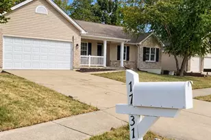 1731 Fairview Farms Cir, Wentzville, MO 63385 - Photo 2