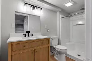 1165 Jackson St, Saint Charles, MO 63301 - Photo 24