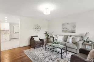 316 Southwark Ln, Saint Louis, MO 63125 - Photo 2