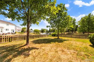 7 Town Cryer Ct, O'Fallon, MO 63366 - Photo 38