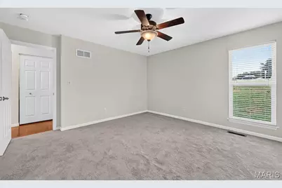 12193 McKelvey Place Drive, Bridgeton, MO 63044 - Photo 18