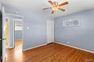 414-416 S Cadillac Dr, Saint Charles, MO 63301 - Photo 4