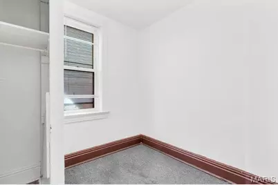 3645 Alberta Street, Saint Louis, MO 63116 - Photo 12