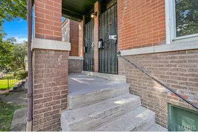3645 Alberta Street, Saint Louis, MO 63116 - Photo 2