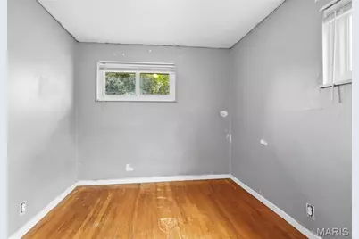 5613 Sanborn Drive, Saint Louis, MO 63121 - Photo 6