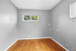 5613 Sanborn Dr, Saint Louis, MO 63121 - Photo 6