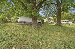5613 Sanborn Dr, Saint Louis, MO 63121 - Photo 12
