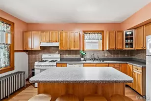 7920 Hildesheim Ave, Saint Louis, MO 63123 - Photo 18