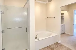 313 Holloway Ridge Ct, Ballwin, MO 63011 - Photo 20