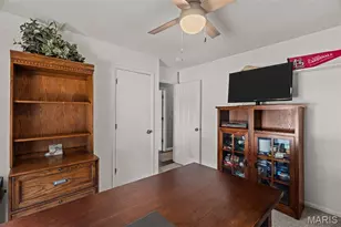 746 Galway Dr, Ballwin, MO 63021 - Photo 18