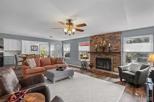 746 Galway Dr, Ballwin, MO 63021 - Photo 4