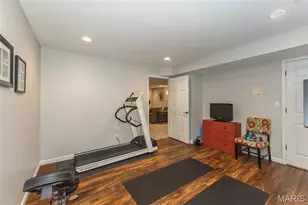 7466 Capilia Dr, Grantwood Village, MO 63123 - Photo 40