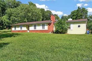 2458 Barrett Station Rd, Ballwin, MO 63021 - Photo 8