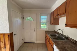 10421 Niblic Dr, Saint Louis, MO 63114 - Photo 10