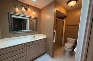 4854 Valley Crest Dr, Unincorporated, MO 63128 - Photo 12