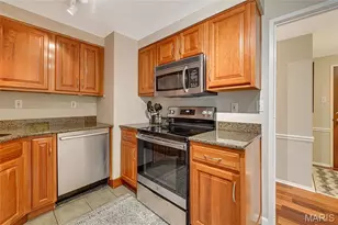 4501 Lindell Blvd, Saint Louis, MO 63108 - Photo 6