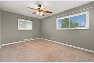 7614 Tennessee Avenue, Saint Louis, MO 63111 - Photo 14