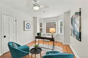 7536 York Dr, Saint Louis, MO 63105 - Photo 8