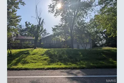 12816 Bellefontaine Road, Saint Louis, MO 63138 - Photo 2