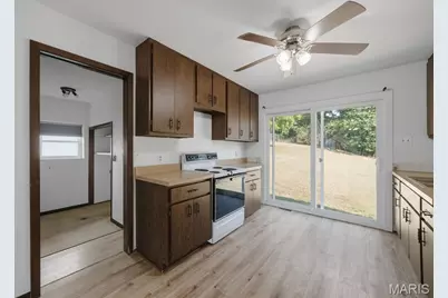 602 Stewart Street, De Soto, MO 63020 - Photo 8